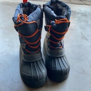 Little kid snow boots